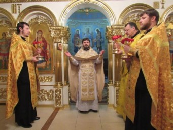 Праздник святителя Николая, Мир Ликийских чудотворца