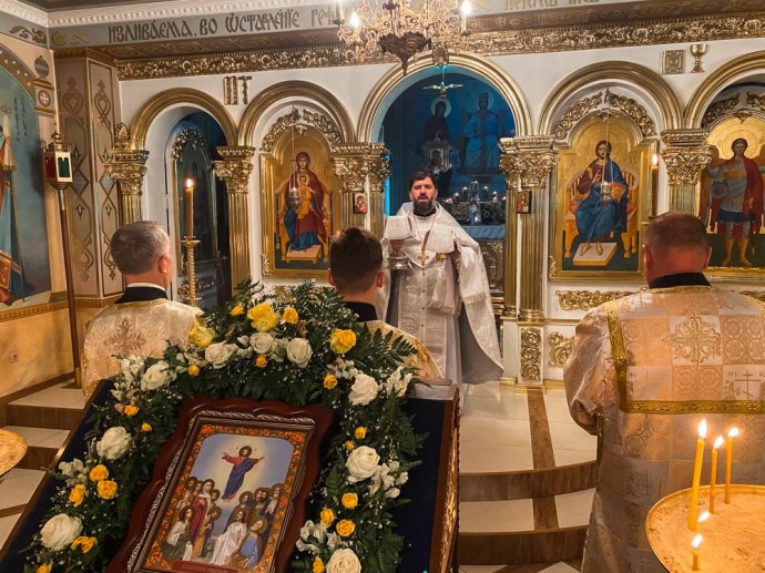 Неделя 7-я по Пасхе. Память святых 318 богоносных отцов Первого Вселенского Собора.